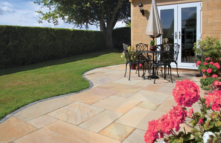 Pavestone Natural Sandstone Paving Calibrated - Golden Fossil
